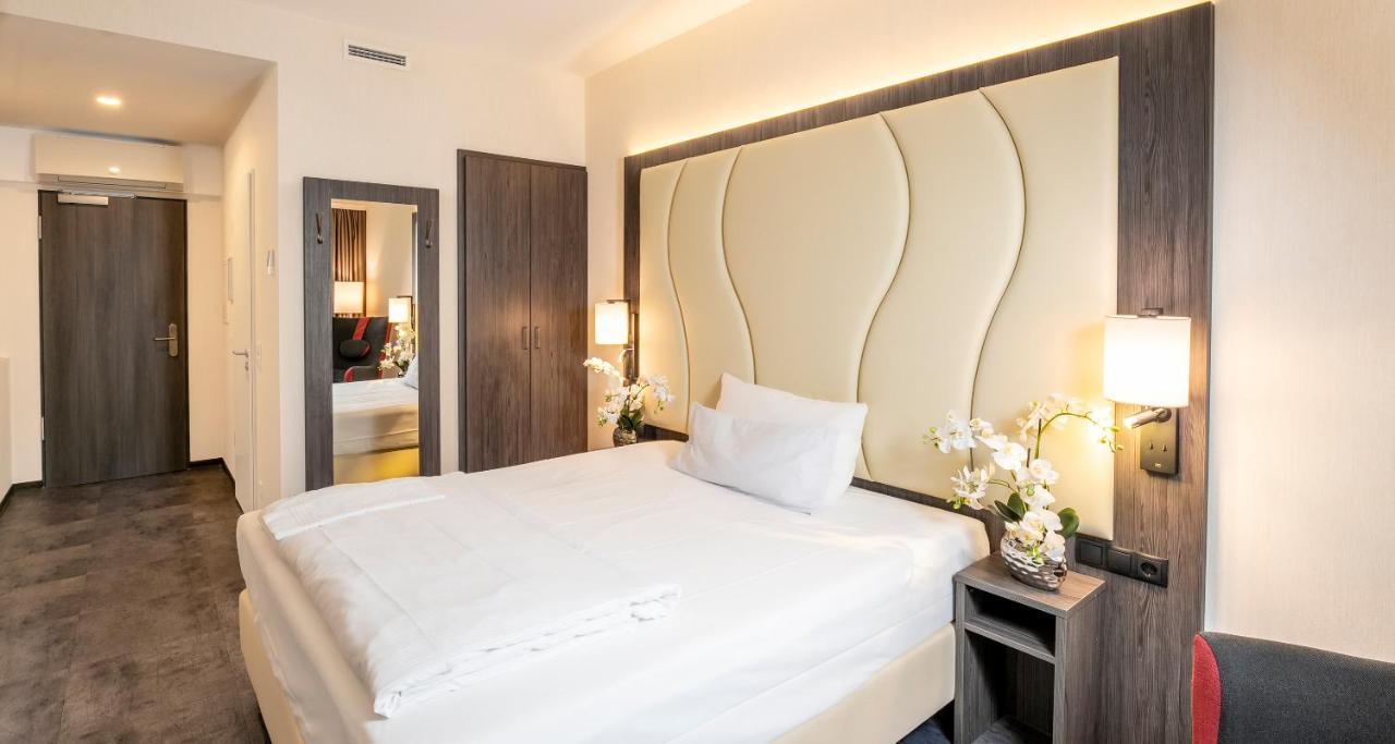 Best Western Plaza Hotel מאנהיים מראה חיצוני תמונה