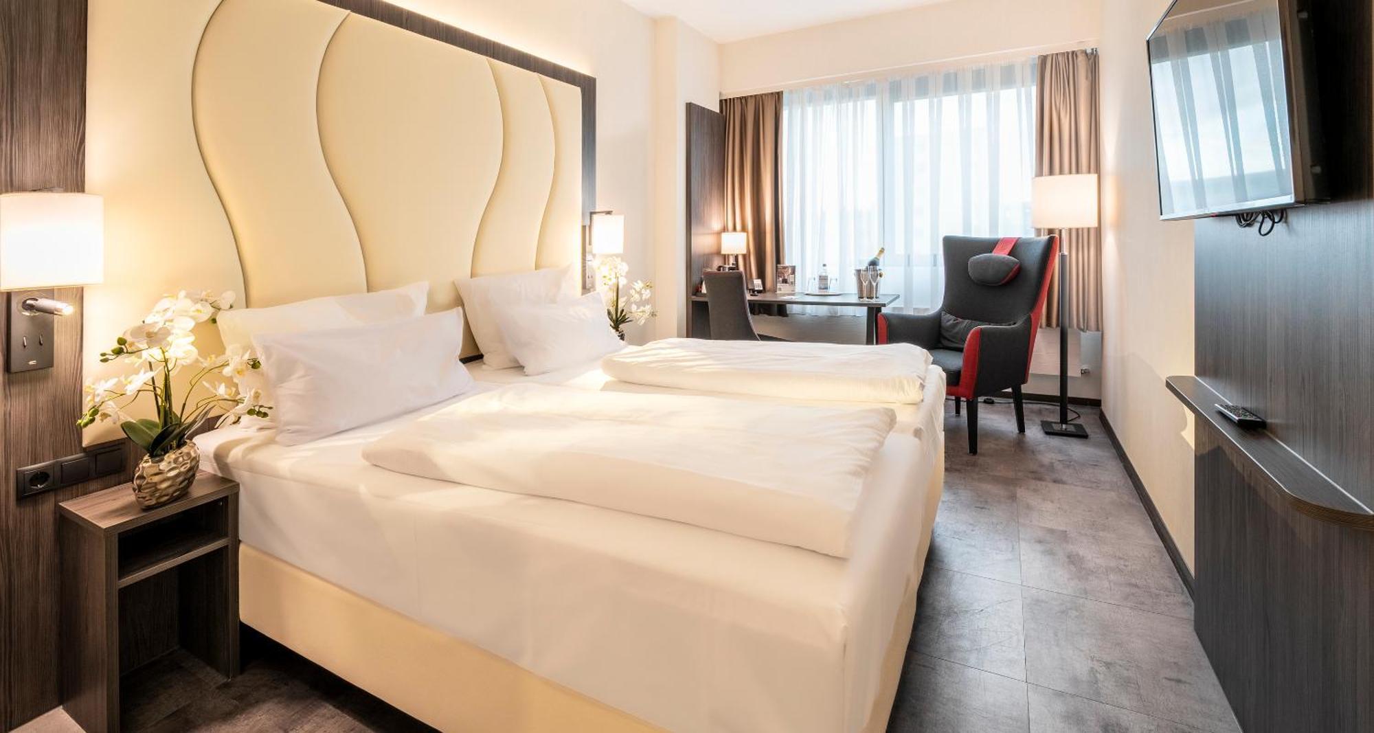 Best Western Plaza Hotel מאנהיים מראה חיצוני תמונה